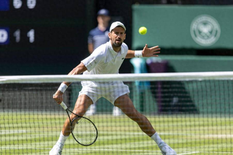 开云体育-关于险胜首场状态出色，美国队观众沸腾！，费德勒重返赛场气势如虹延续的信息-开云体育