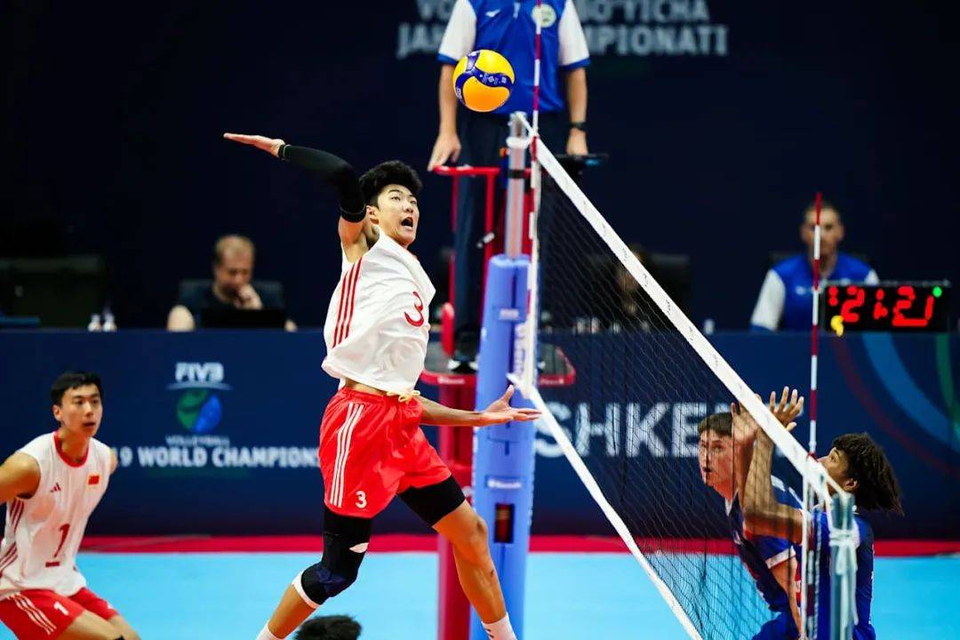 开云体验APP官网入口-Doinb意外战胜法国队，险胜引爆全场！热度持续攀升-开云体验APP官网入口