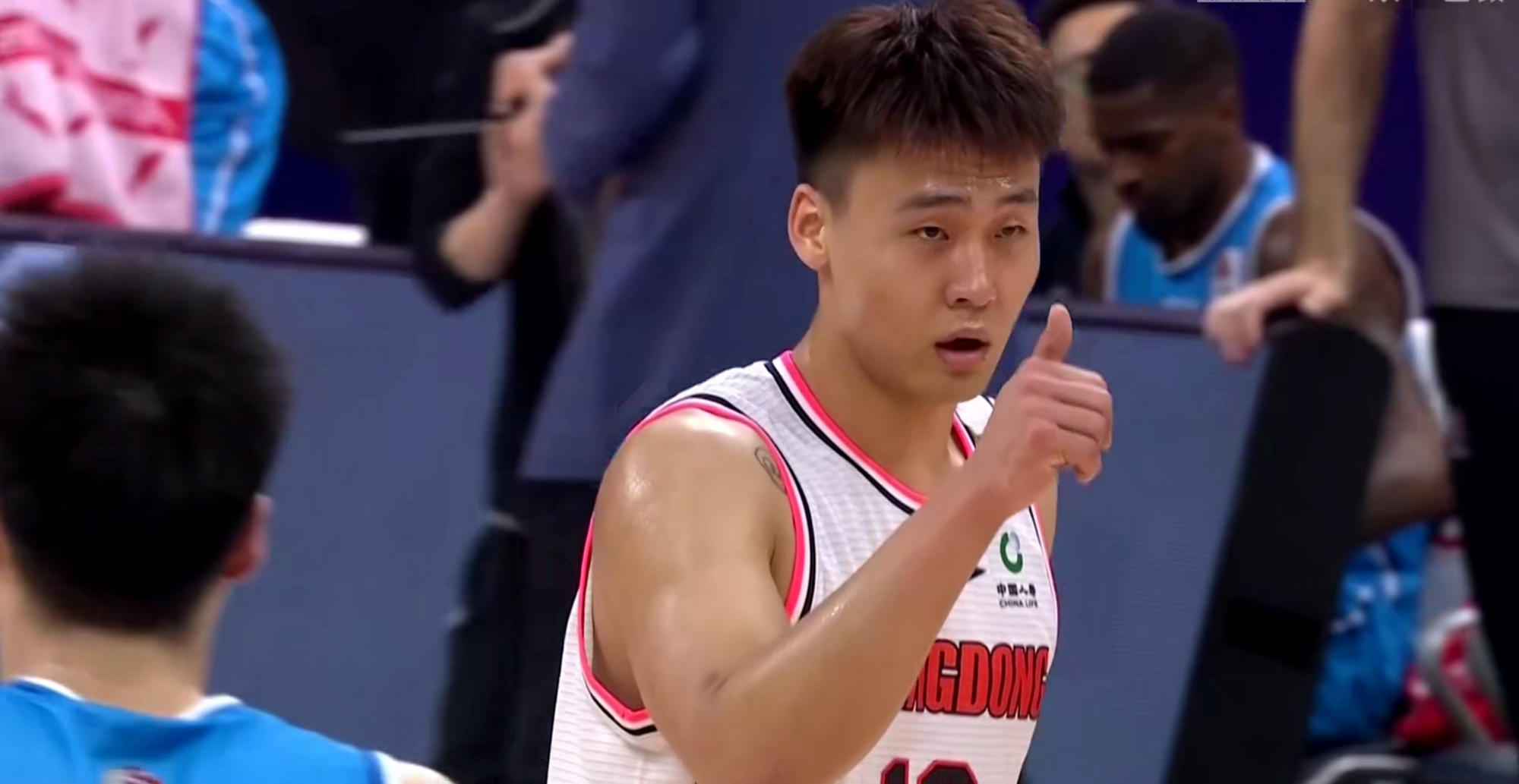 开云中国-赛前体能课后，广东宏远内部沟通备战社区盾，悬念犹存，赛季目标并未改变-开云中国